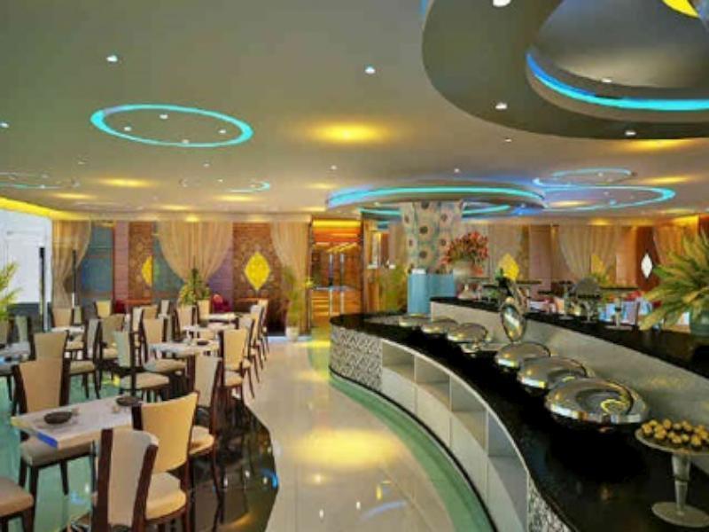 Grand Qin Hotel Banjarbaru Exterior foto
